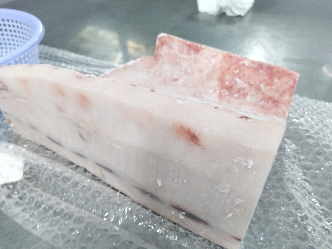 LƯỜN CÁ CỜ KIẾM SASHIMI (SASHIMI SWORDFISH BELLY)