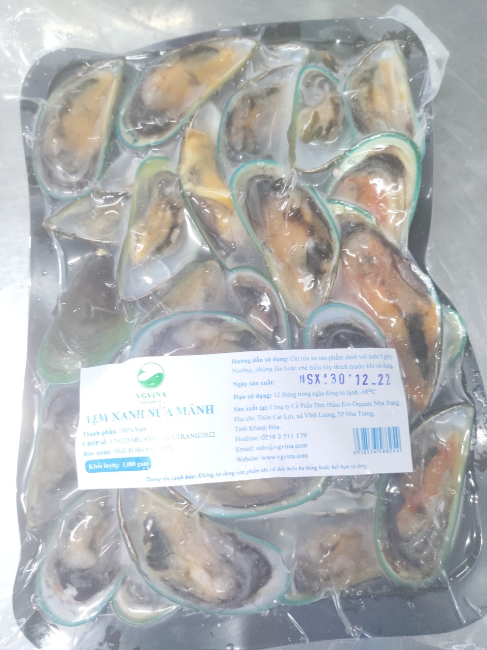 VẸM XANH NỬA MẢNH